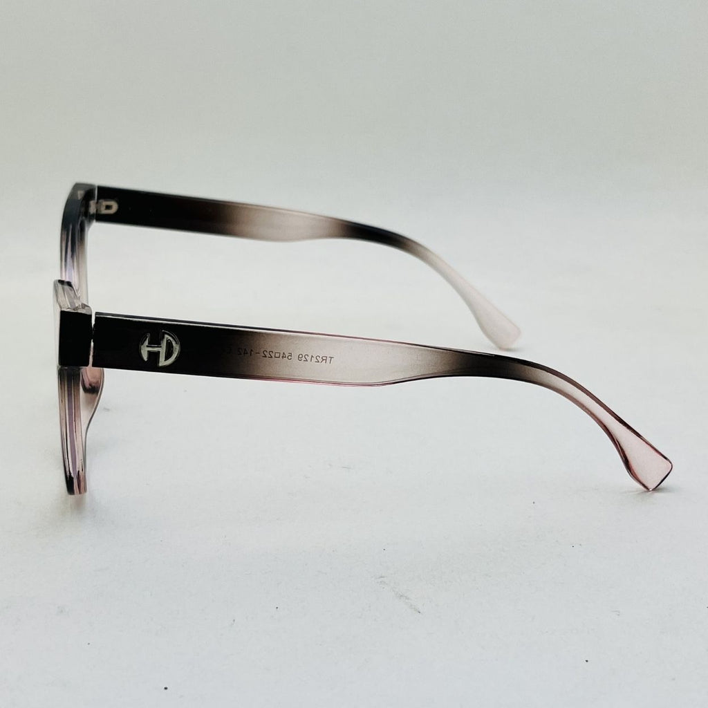 Elara Oversized Cat Eye