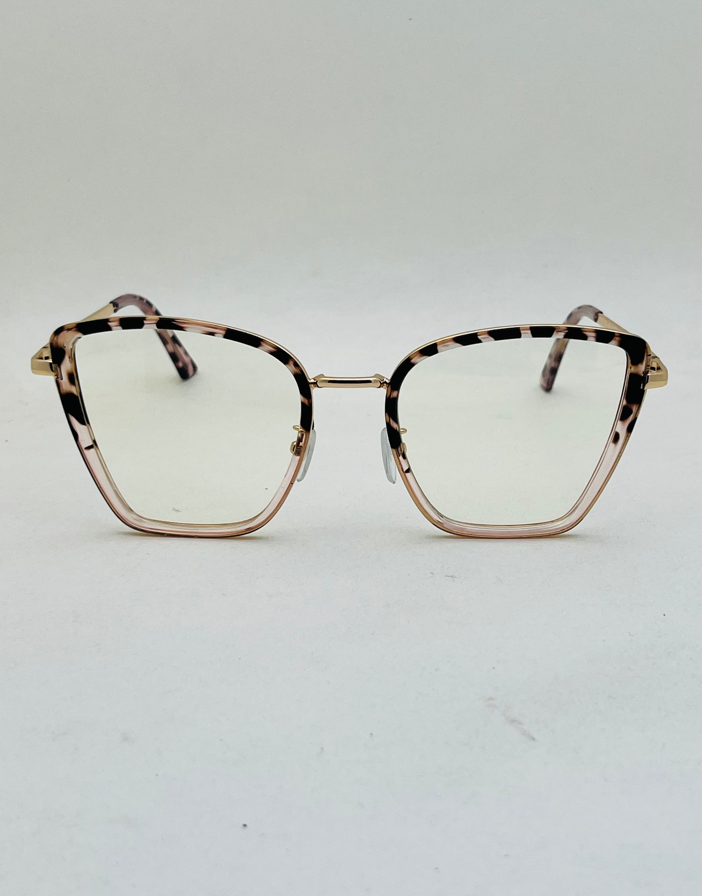 Valeria Oversized Cat Eye