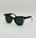 Elegant Winged Cat Eye