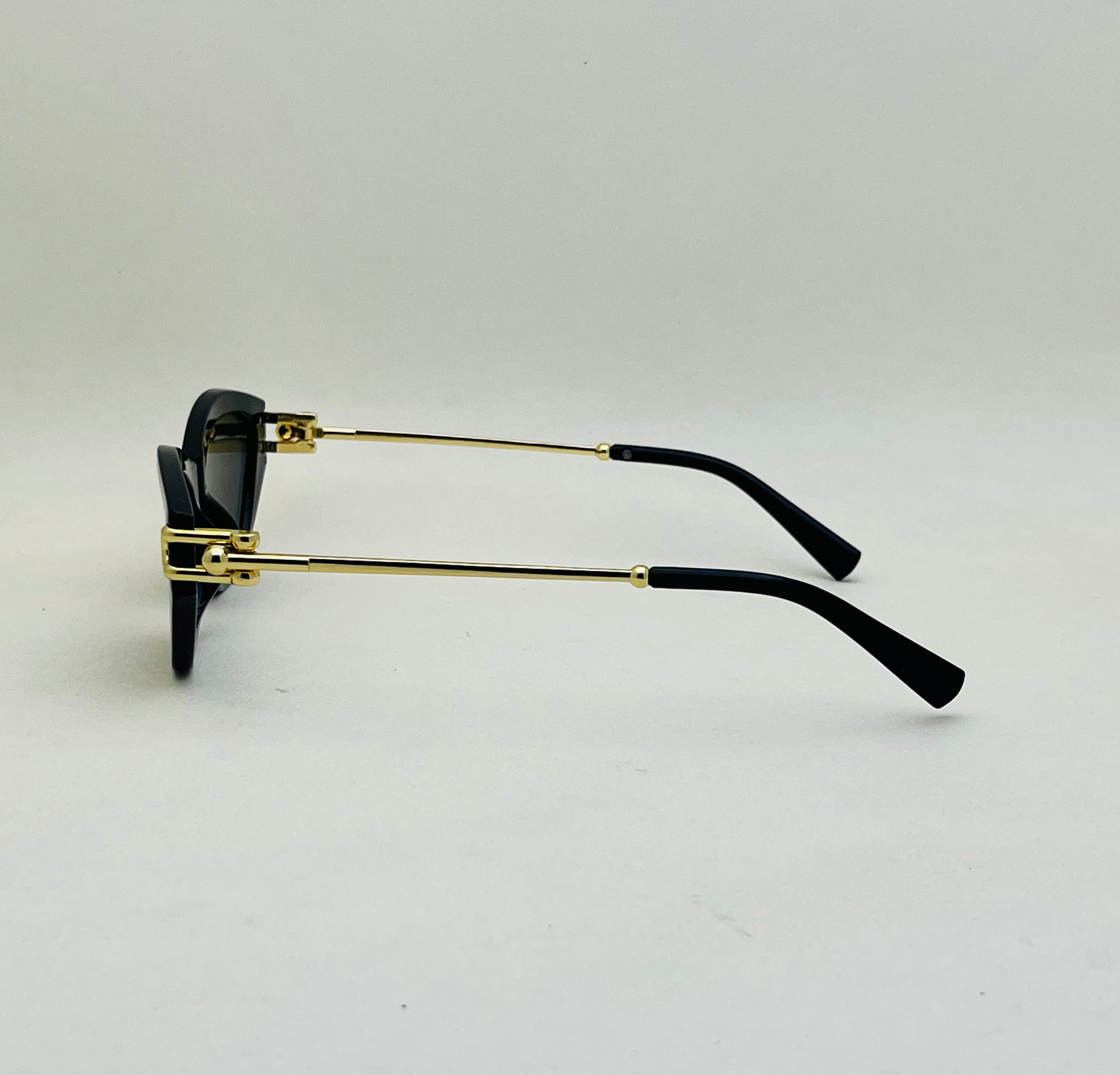 Gold Stick Cat Eye