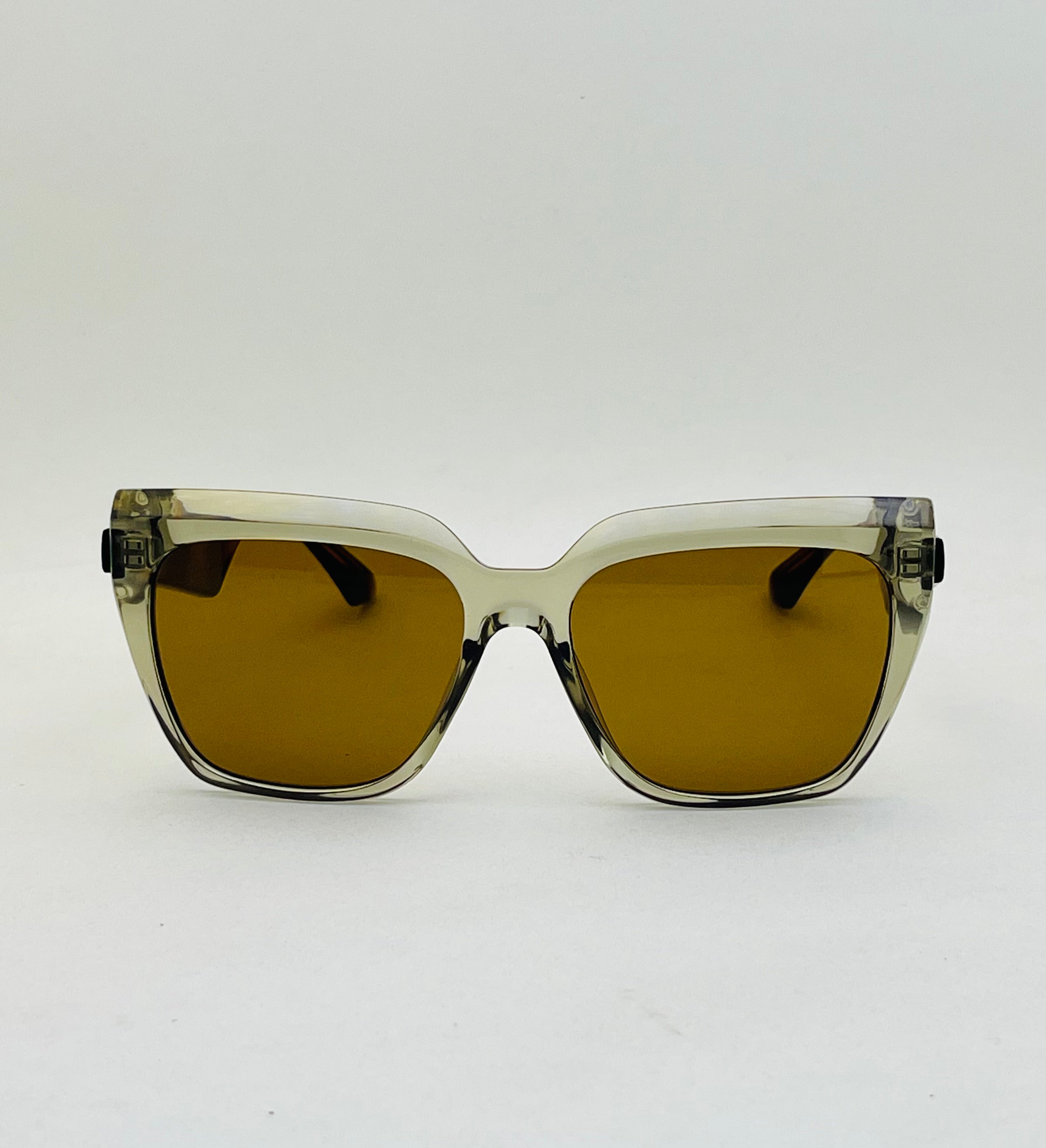 Aura Cateye