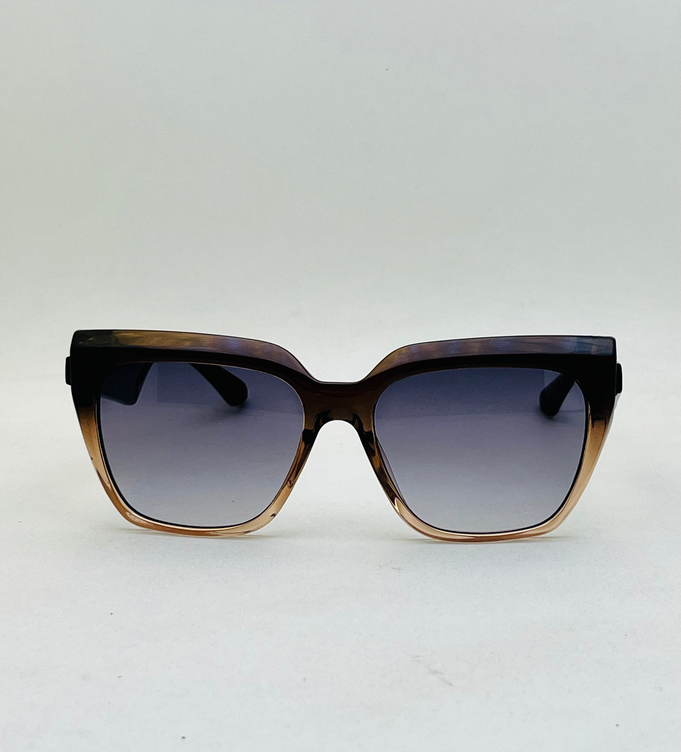Aura Cateye