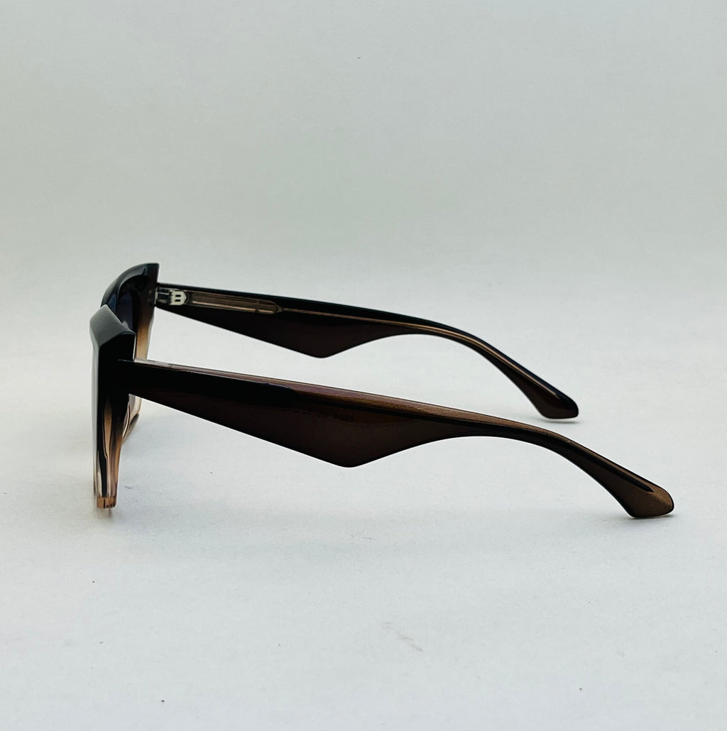 Aura Cateye
