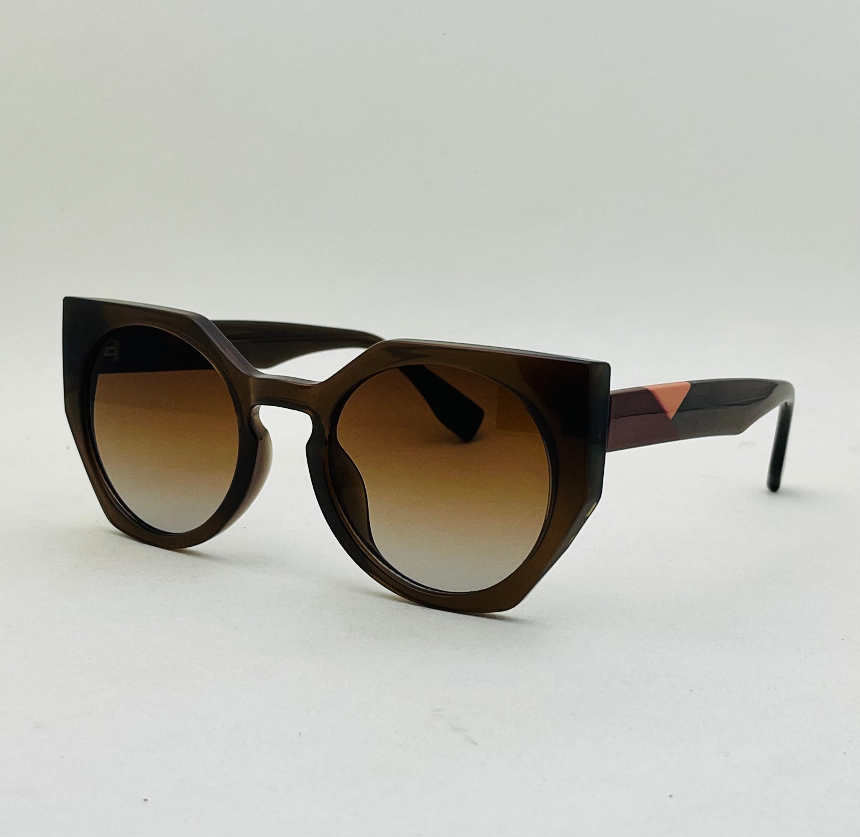 Shadow Curve Cat Eye