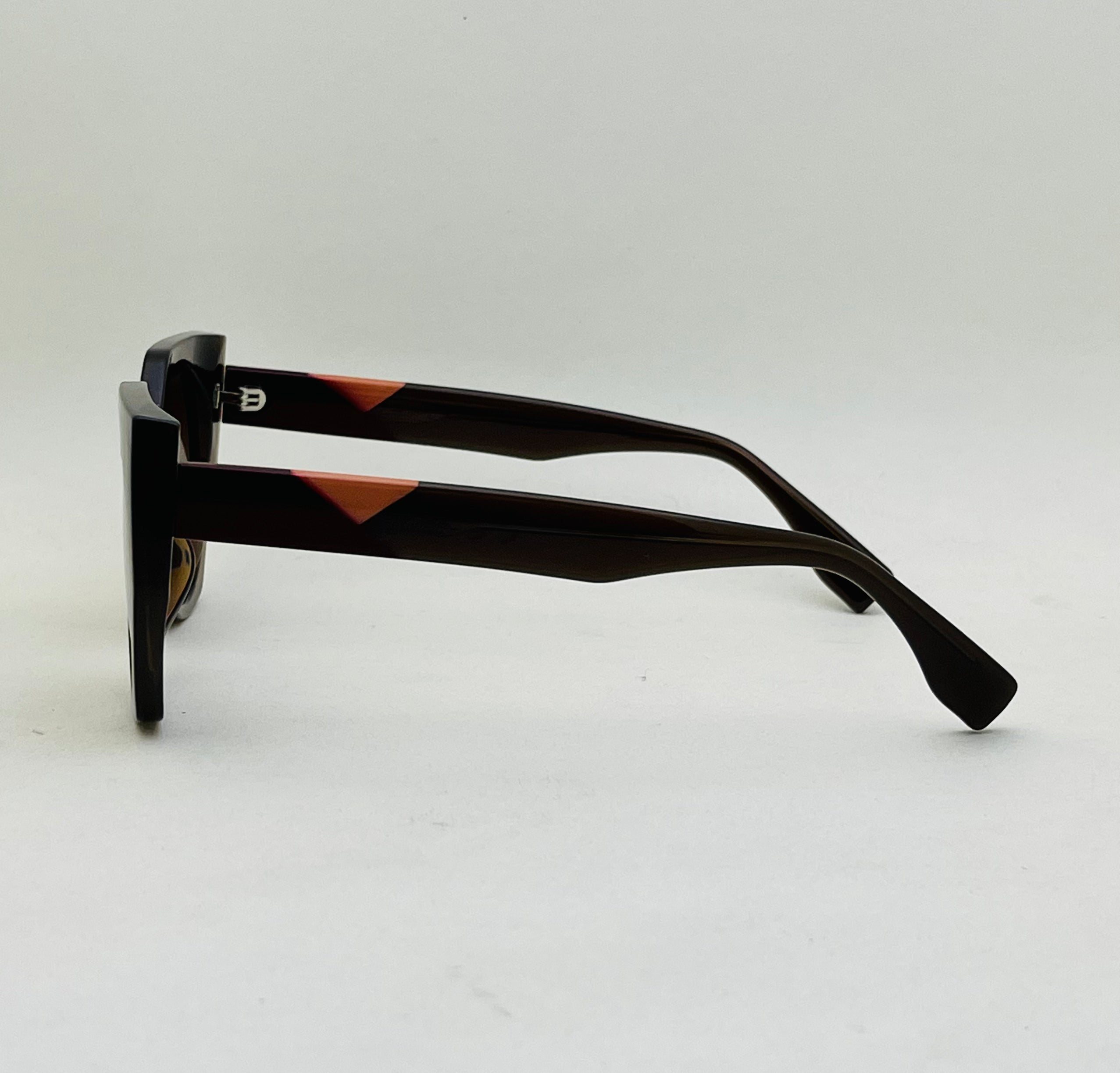 Shadow Curve Cat Eye