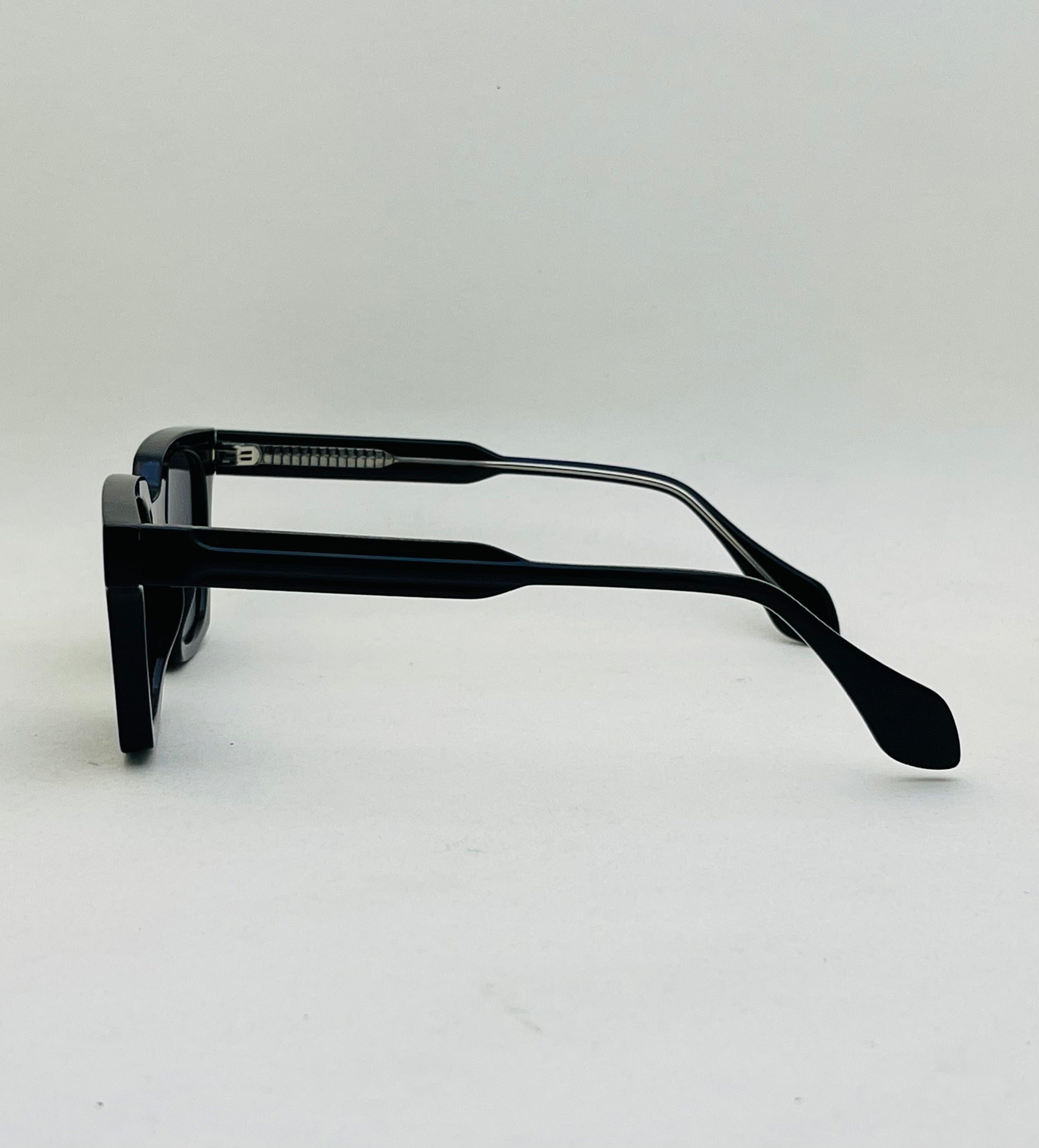 Atlas Bevel Square