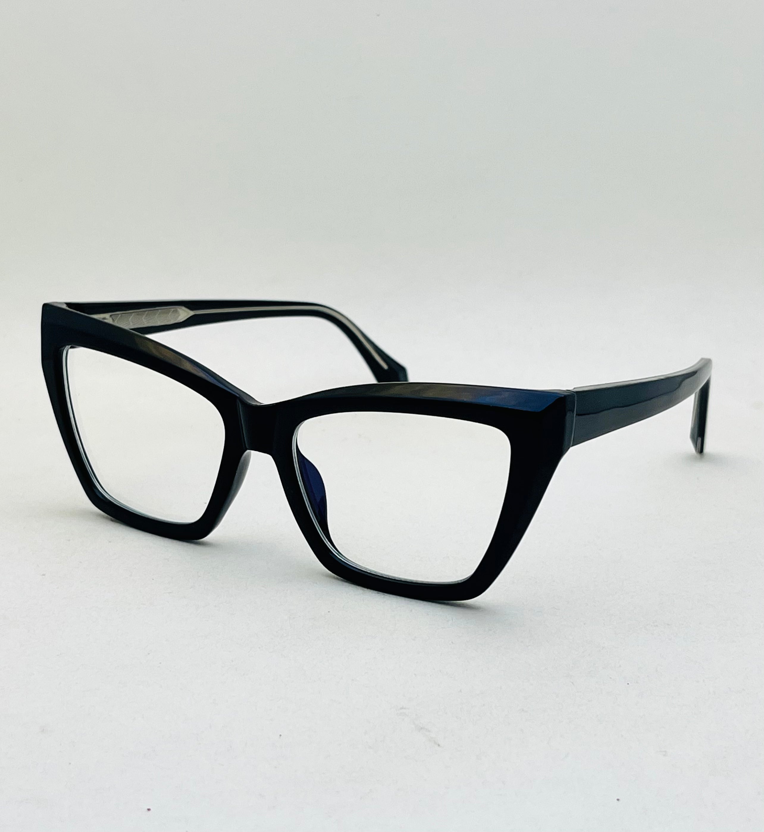 Freya Cat Eye