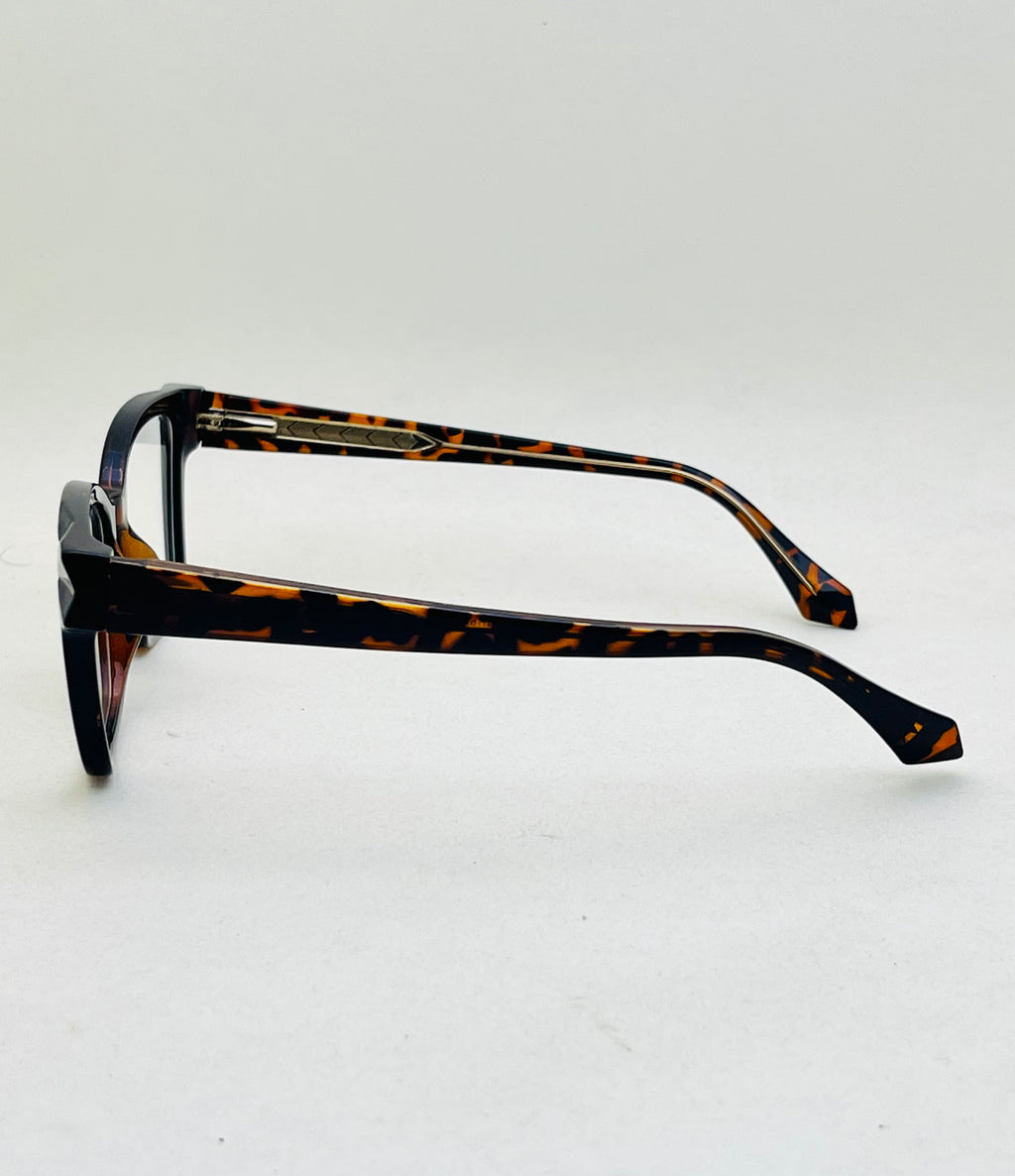 Sienna Cat Eye