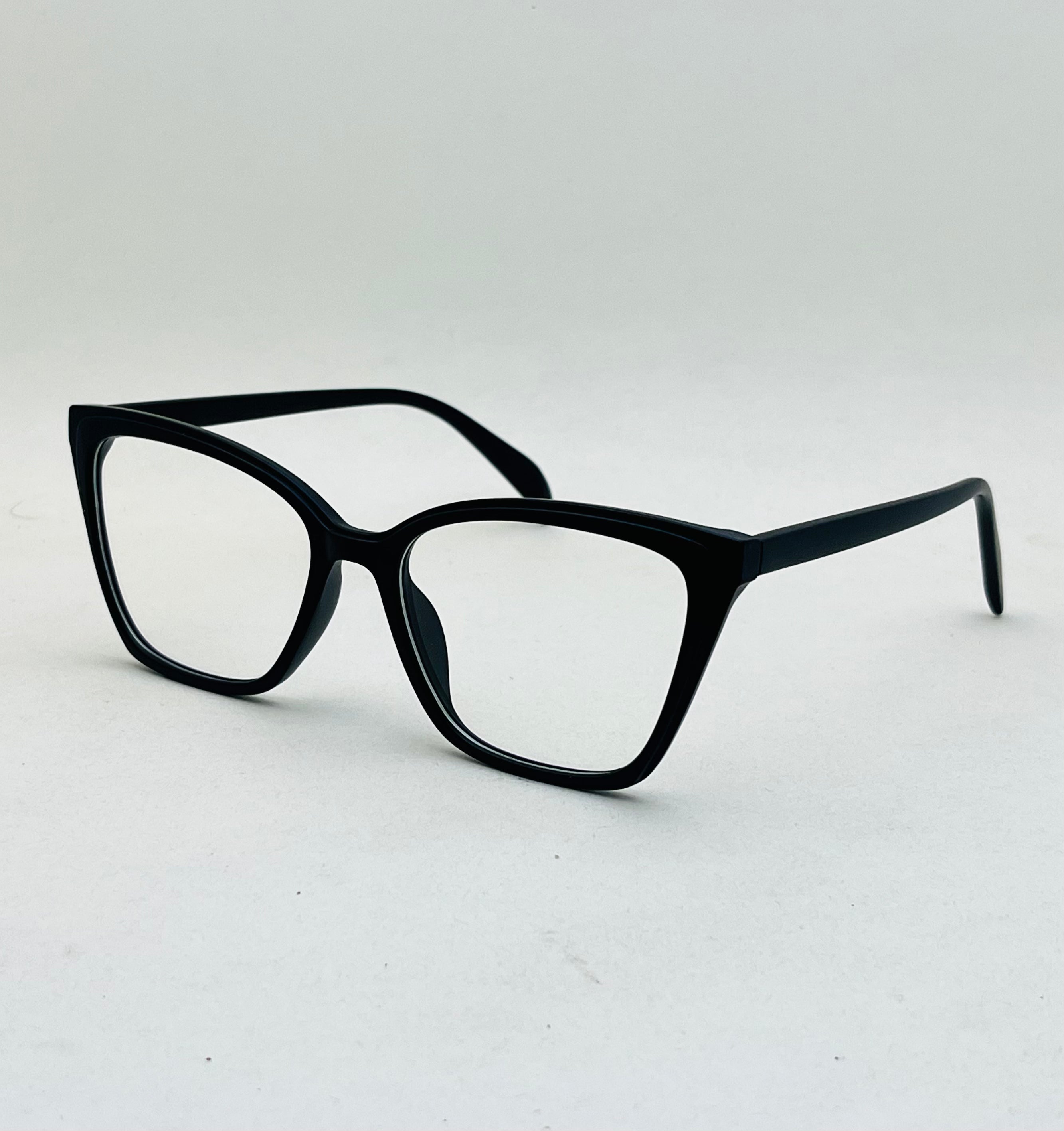 Selene Cat Eye