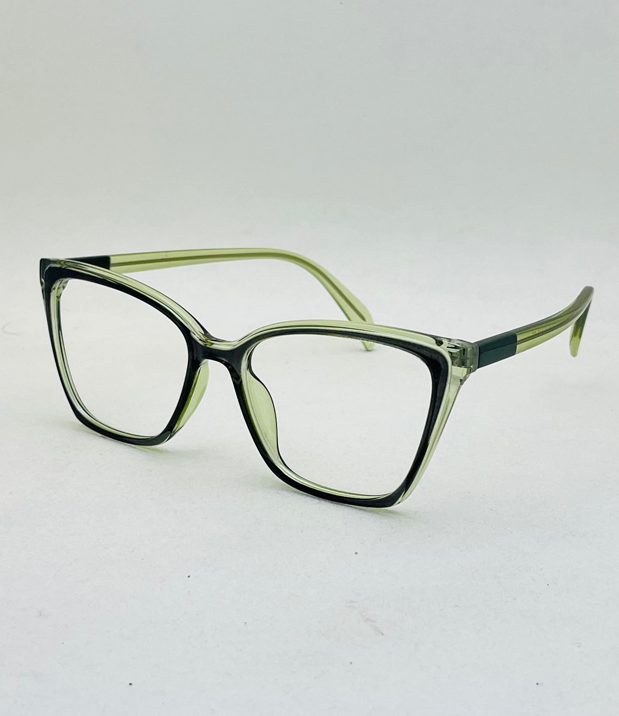 Selene Cat Eye