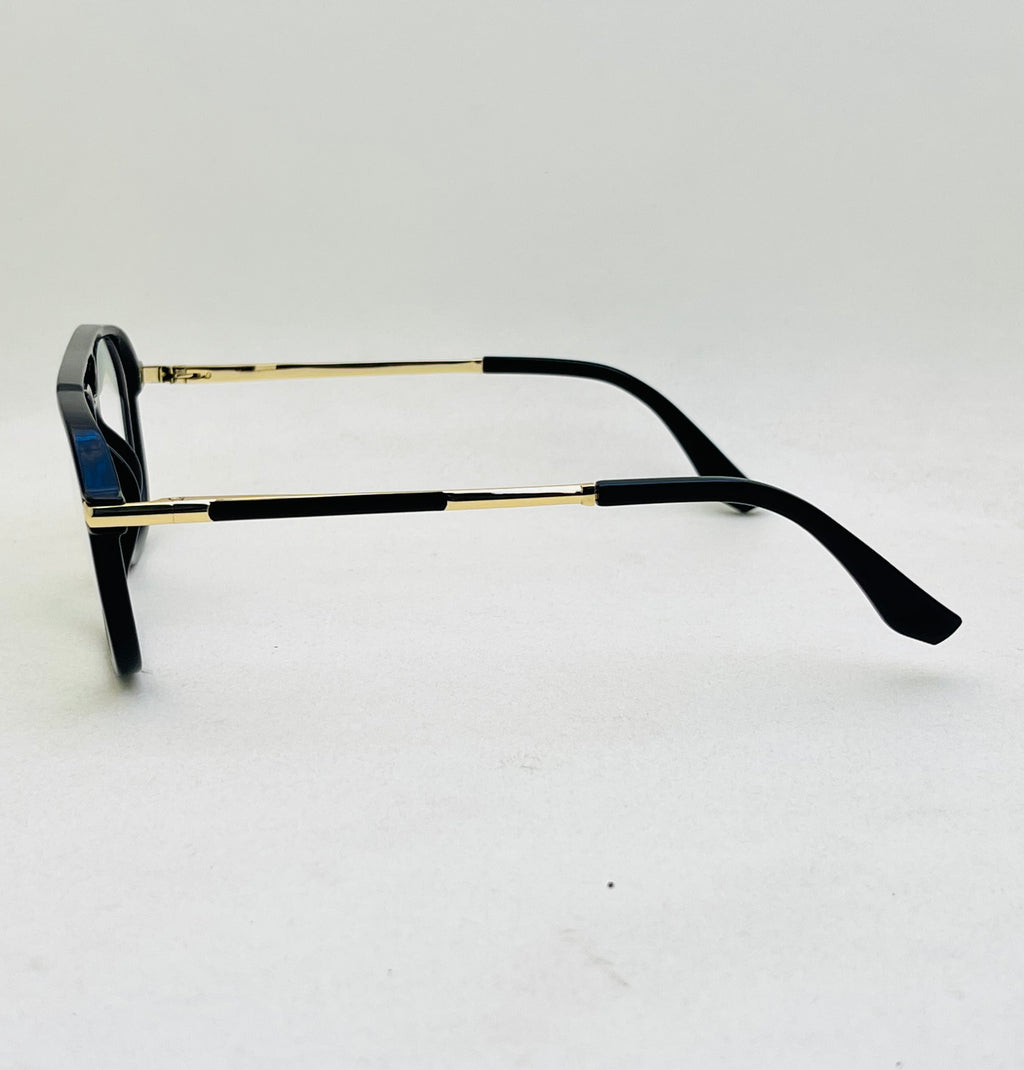 Caelan Semi-Round